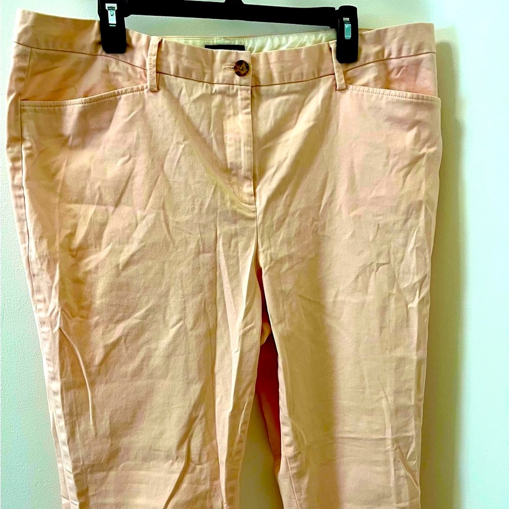 Preppy Chino Casual rose pink crops. Size 18.